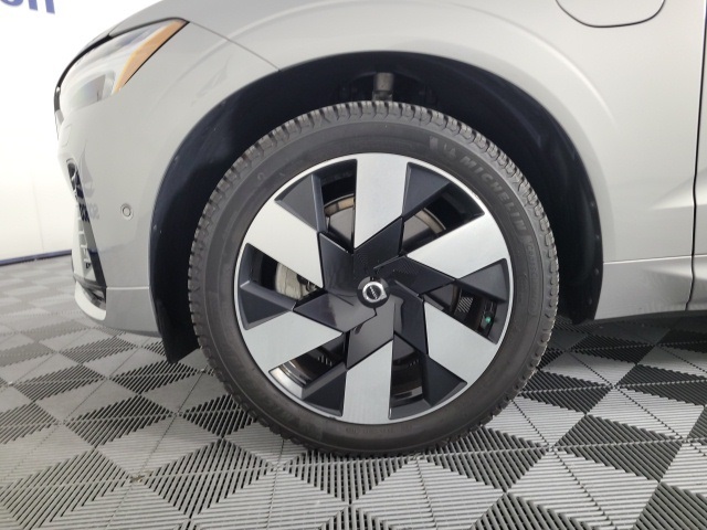 used 2023 Volvo XC60 Recharge Plug-In Hybrid car, priced at $43,613
