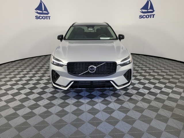 used 2023 Volvo XC60 Recharge Plug-In Hybrid car, priced at $43,613