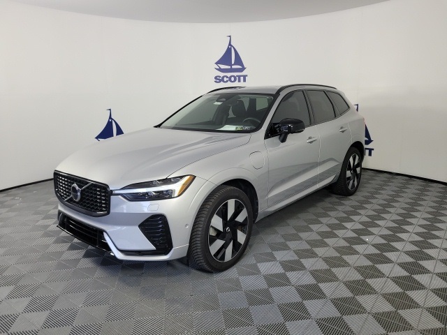used 2023 Volvo XC60 Recharge Plug-In Hybrid car, priced at $43,613