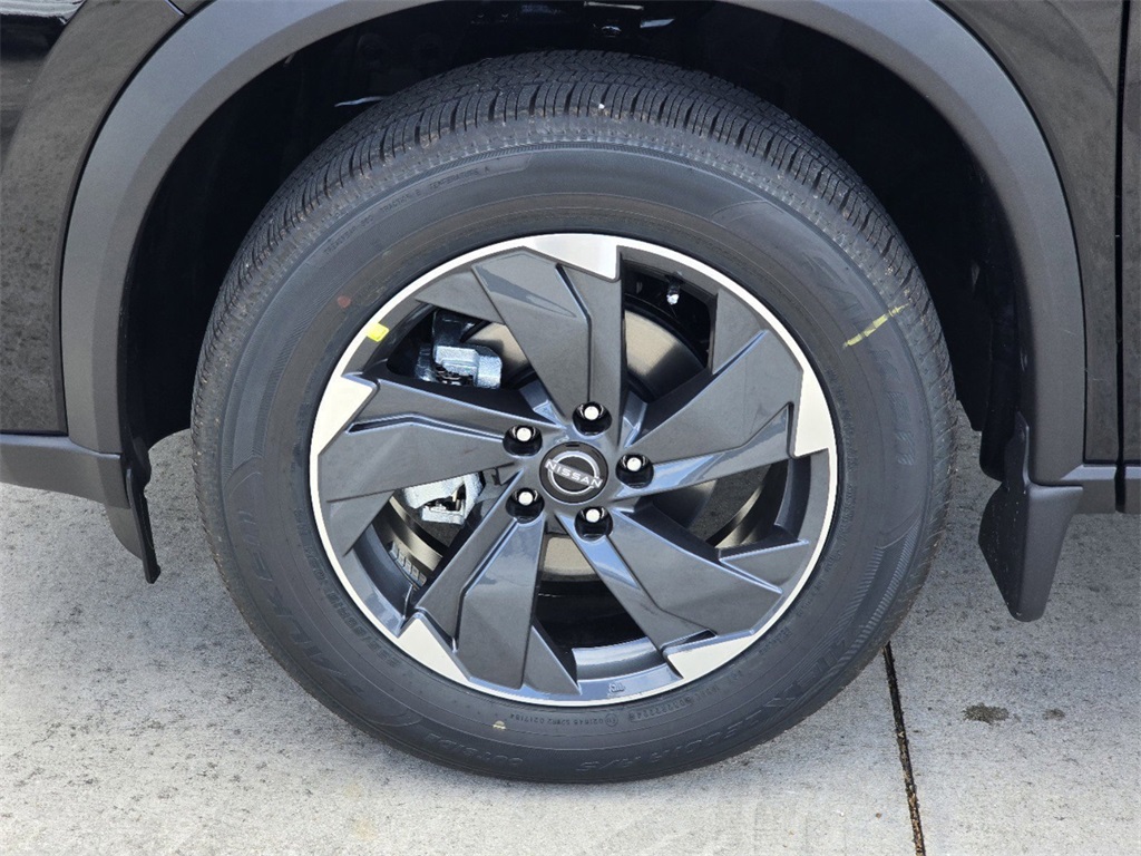 new 2025 Nissan Rogue car, priced at $28,100