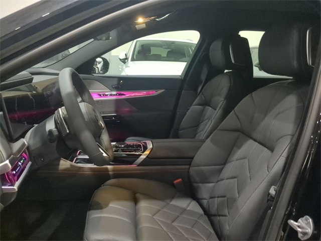 new 2025 BMW 7-Series car, priced at $132,300