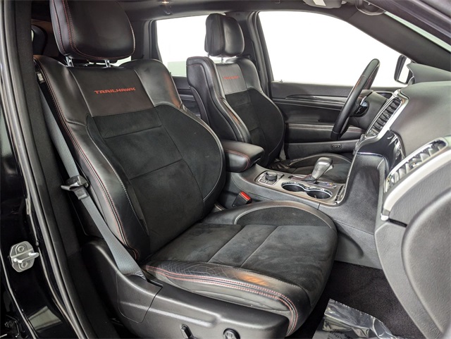 used 2017 Jeep Grand Cherokee car, priced at $17,781