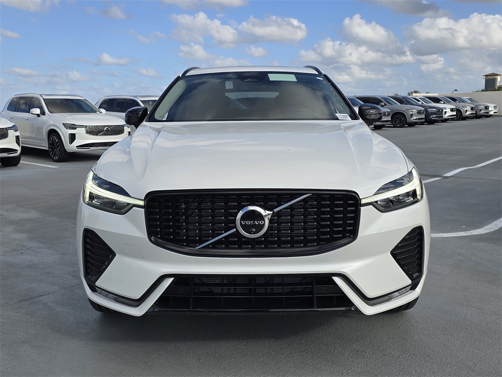 new 2025 Volvo XC60 car, priced at $50,686