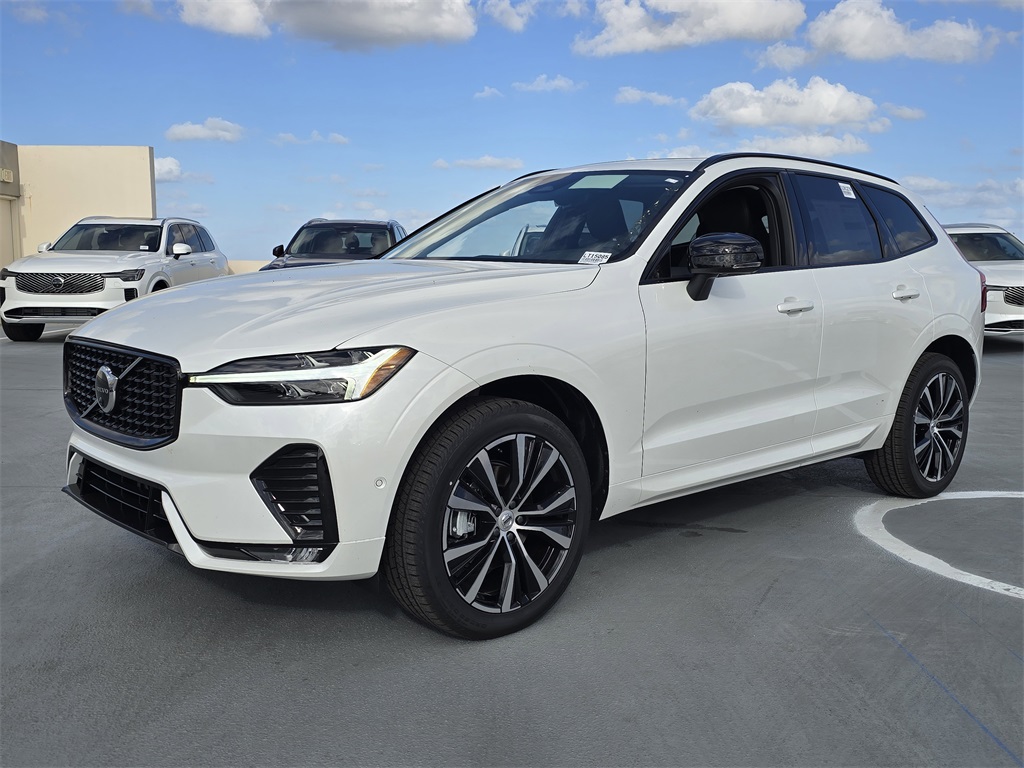 new 2025 Volvo XC60 car, priced at $50,686
