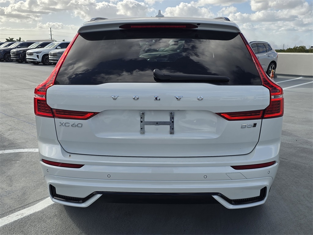 new 2025 Volvo XC60 car, priced at $50,686