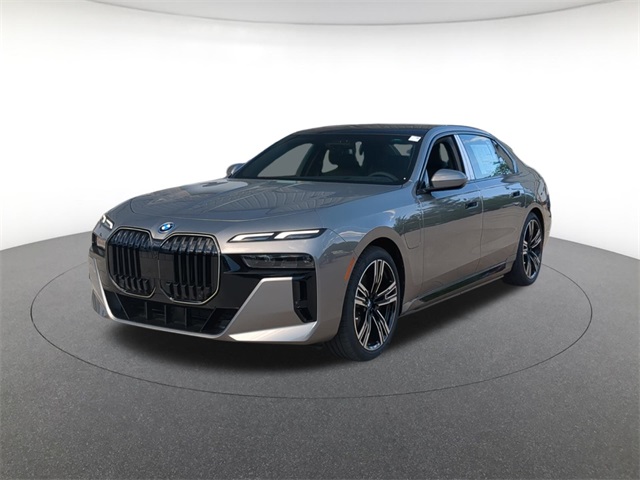 new 2025 BMW 7-Series car, priced at $117,625