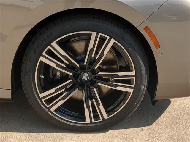 new 2025 BMW 7-Series car, priced at $117,625