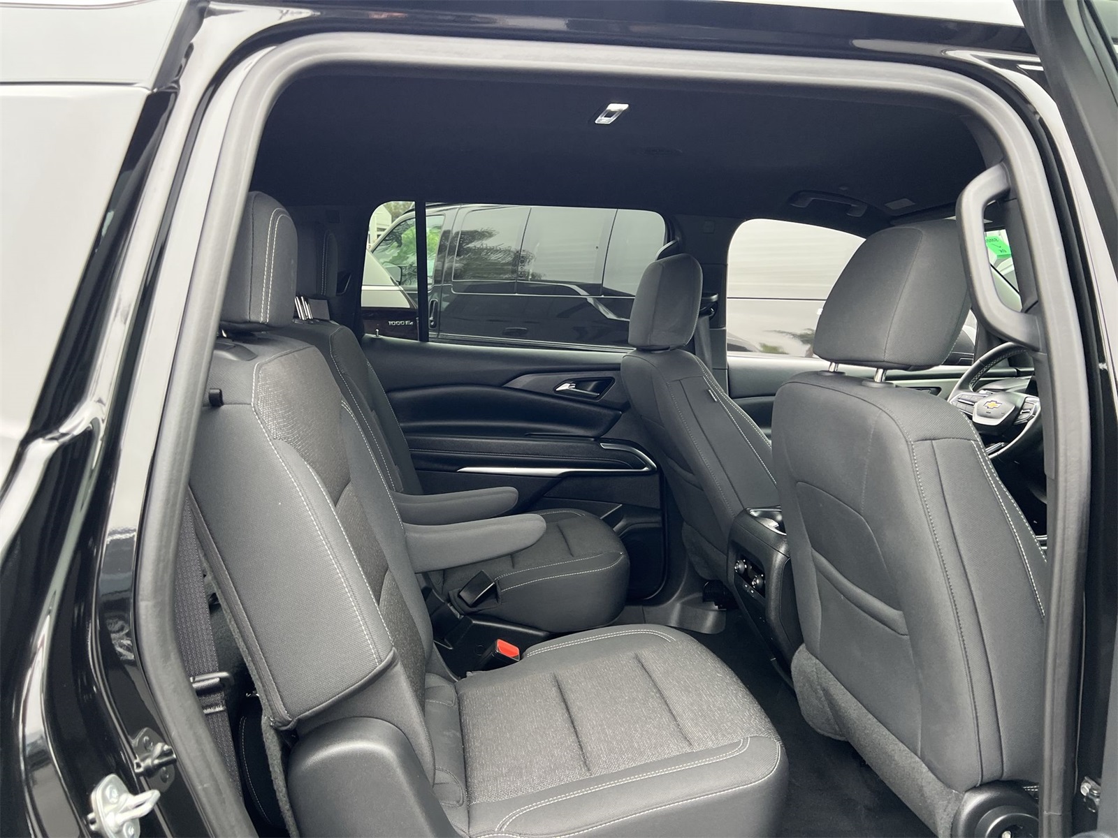 used 2025 Chevrolet Traverse car