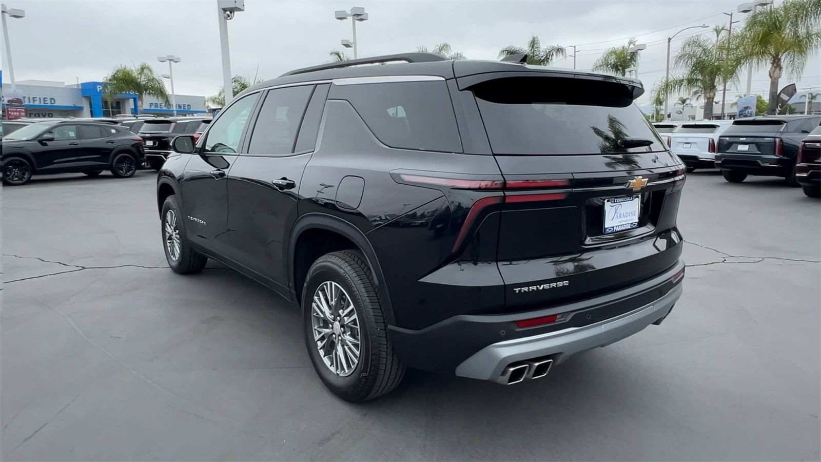 used 2025 Chevrolet Traverse car