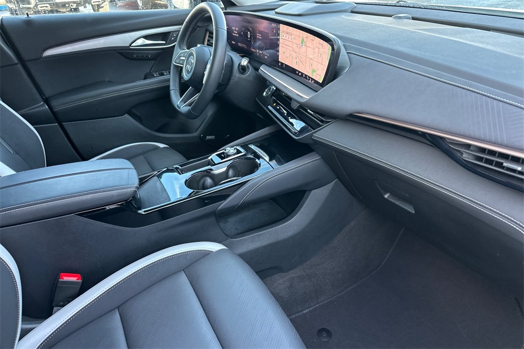 used 2025 Buick Envision car, priced at $32,944