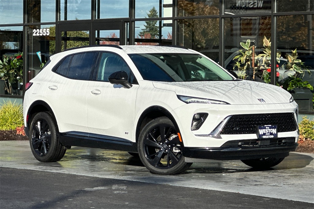 used 2025 Buick Envision car, priced at $32,944