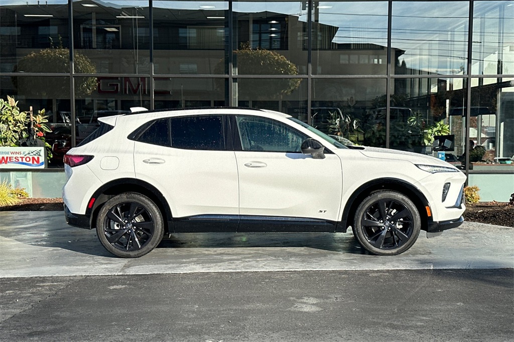 used 2025 Buick Envision car, priced at $32,944