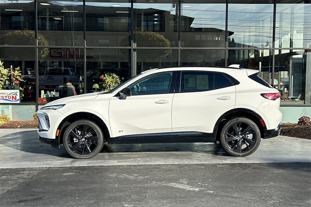 used 2025 Buick Envision car, priced at $32,944