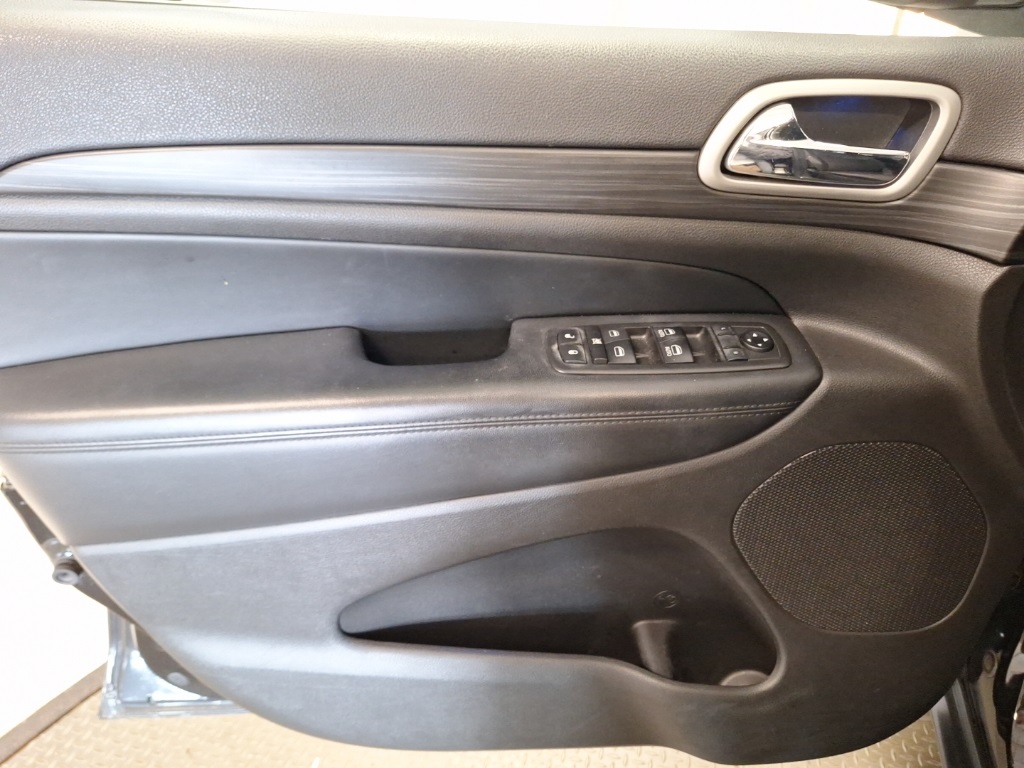 used 2019 Jeep Grand Cherokee car, priced at $16,951