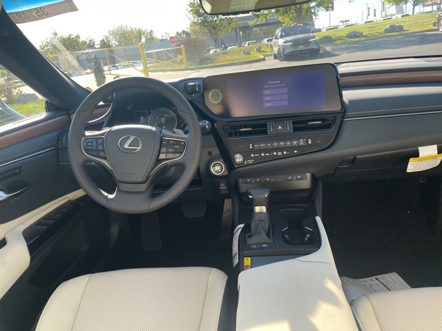 new 2025 Lexus ES car, priced at $51,309