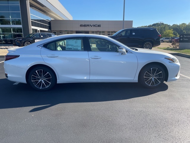 new 2025 Lexus ES car, priced at $51,309