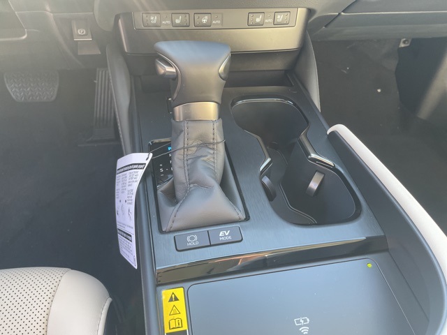 new 2025 Lexus ES car, priced at $51,309