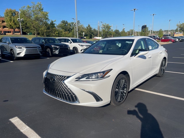 new 2025 Lexus ES car, priced at $51,309