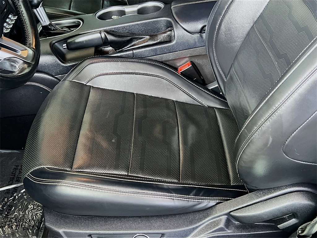 used 2019 Ford Mustang car, priced at $31,289