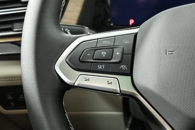 new 2025 Volkswagen Atlas car, priced at $48,436