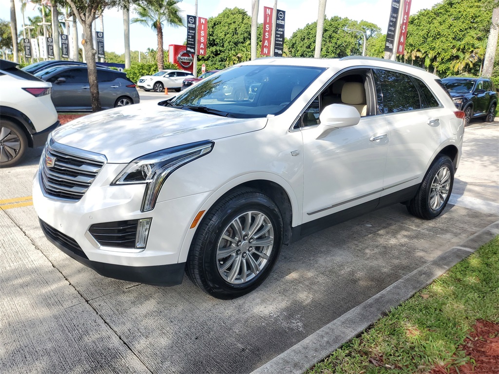 used 2018 Cadillac XT5 car, priced at $16,795