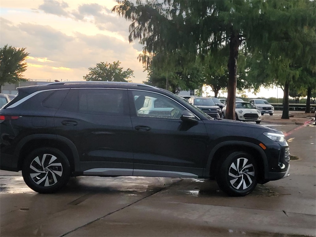 new 2025 Volkswagen Tiguan car, priced at $29,741