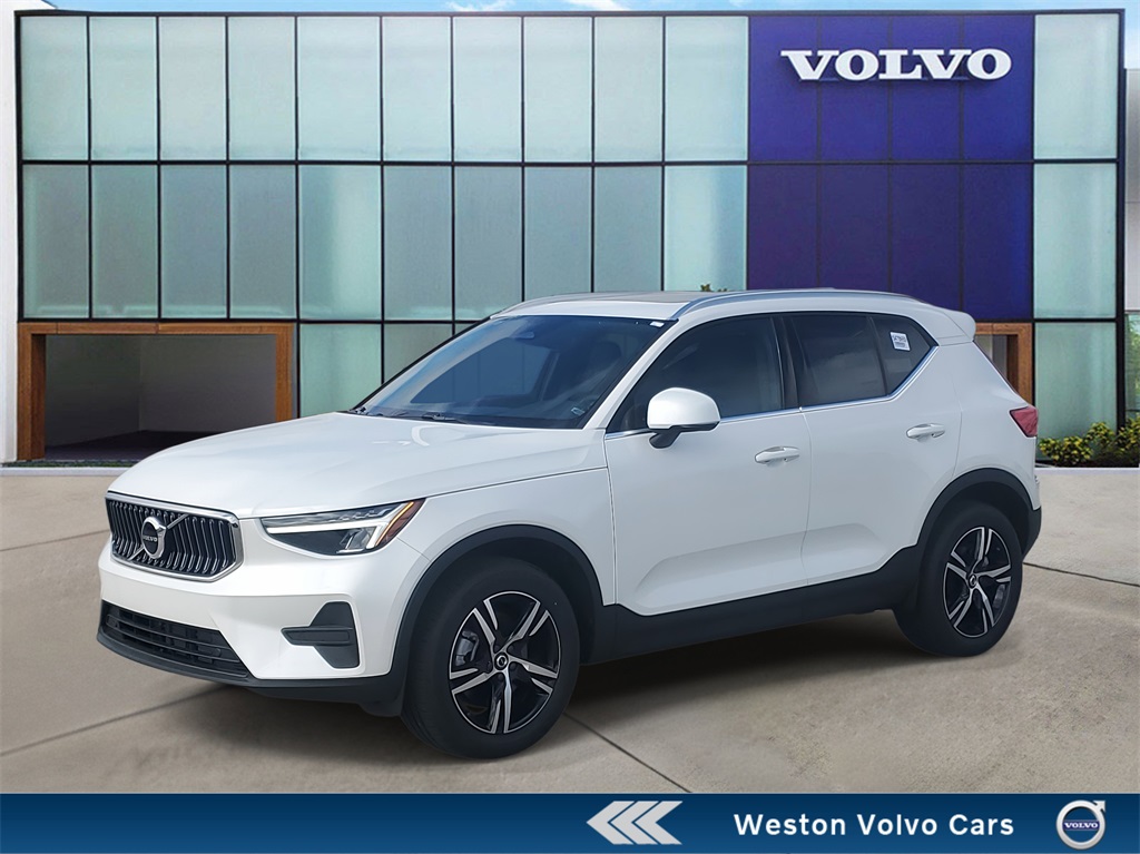 new 2025 Volvo XC40 car, priced at $44,183
