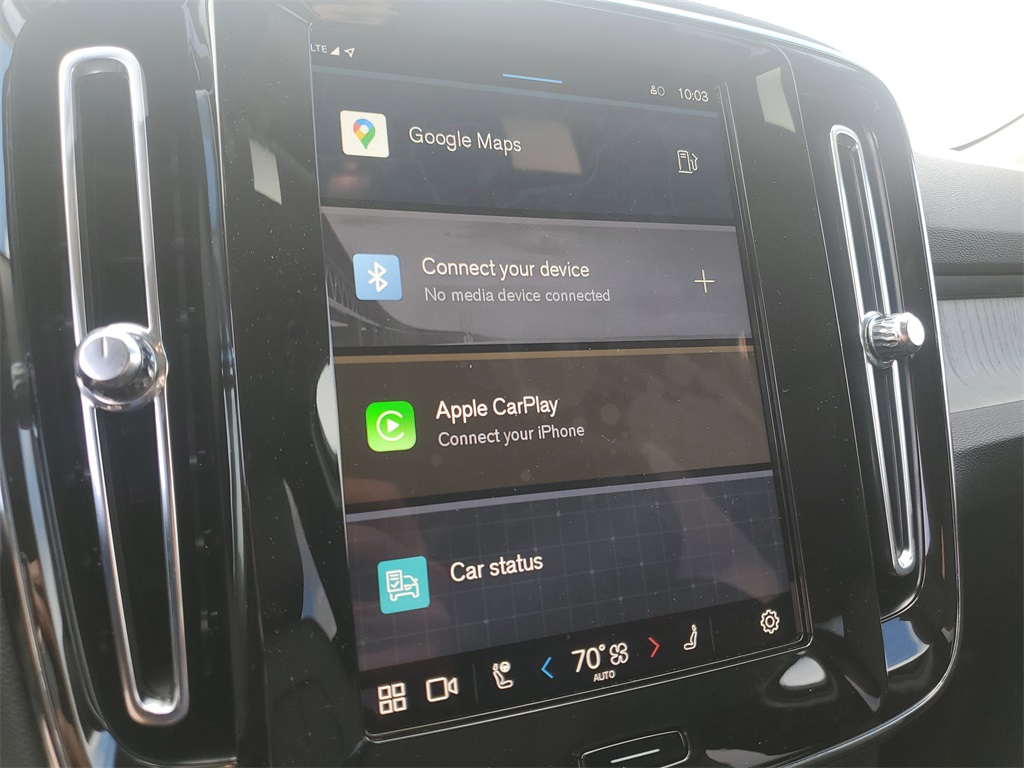 new 2025 Volvo XC40 car, priced at $44,183