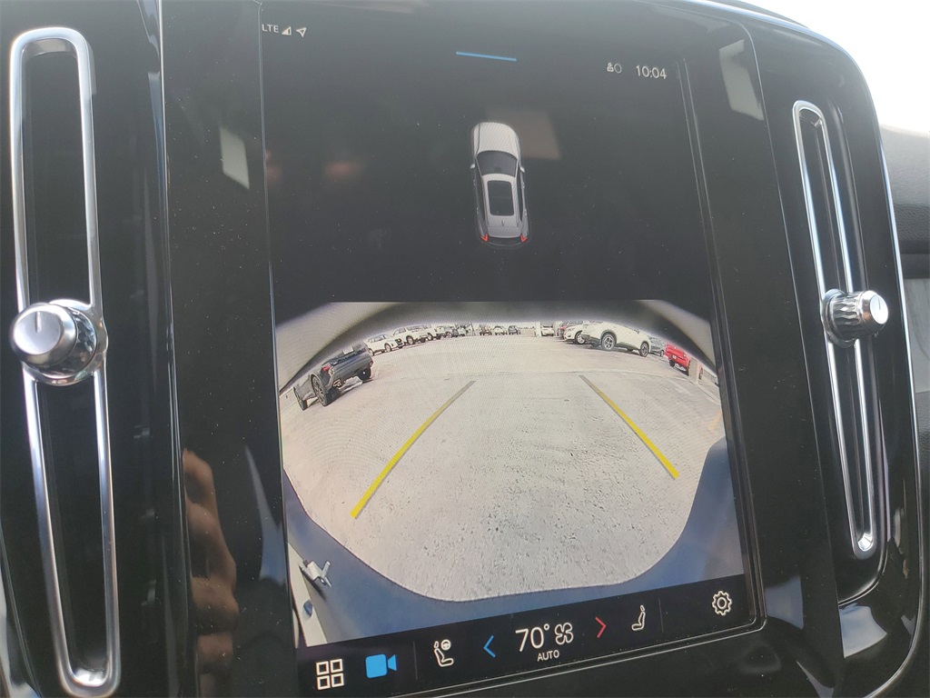 new 2025 Volvo XC40 car, priced at $44,183