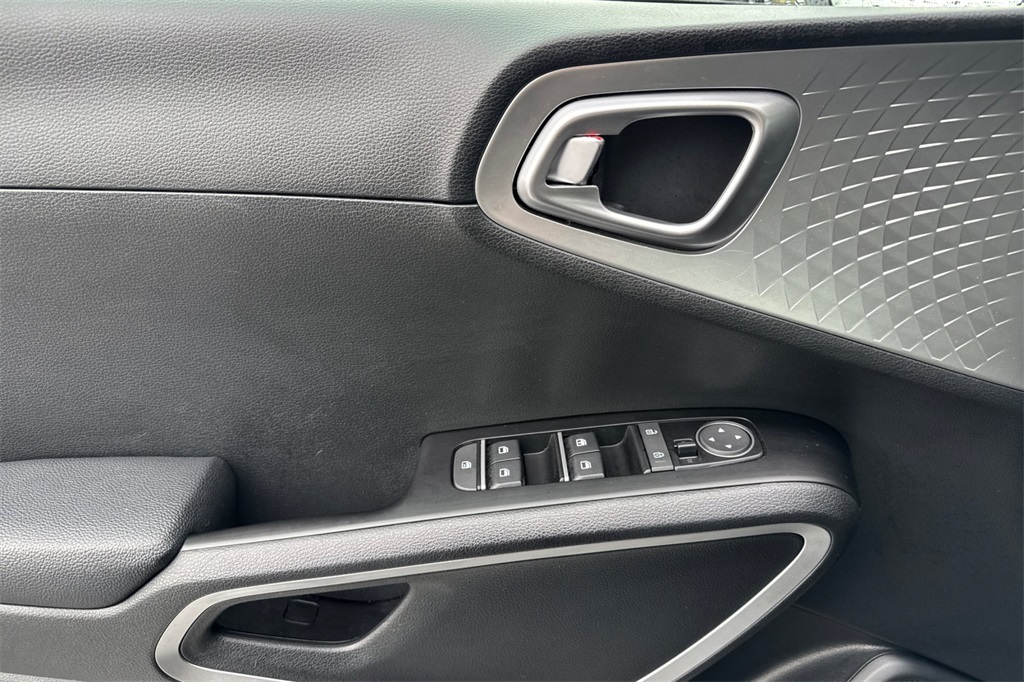 used 2025 Kia Soul car, priced at $19,919