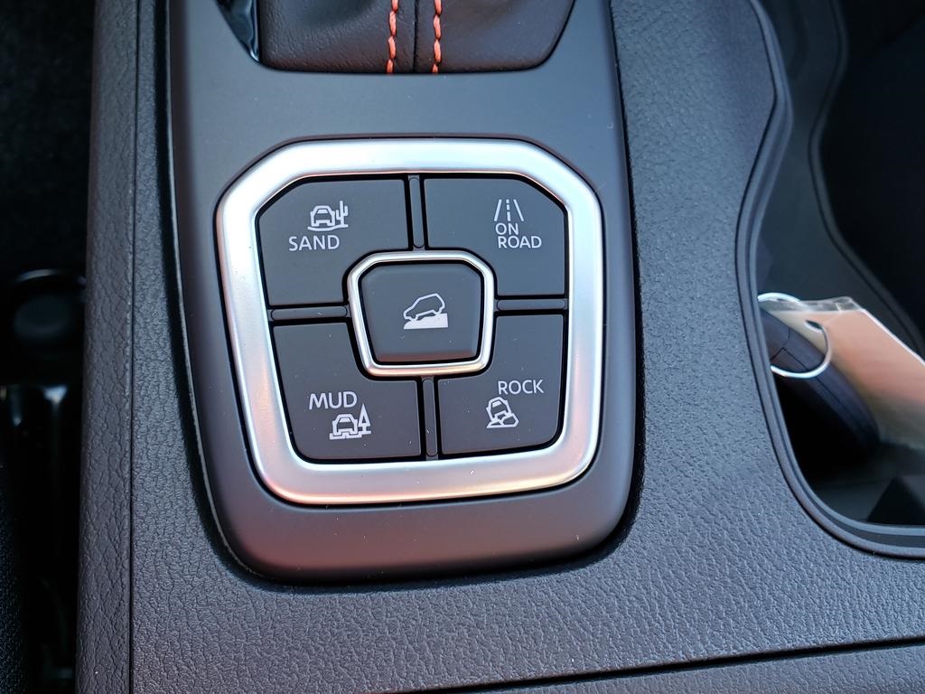 new 2026 Nissan Frontier car, priced at $43,938