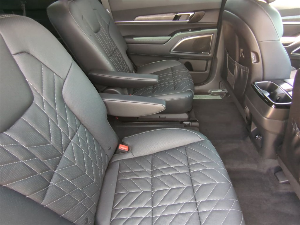 used 2025 Kia Telluride car, priced at $49,991