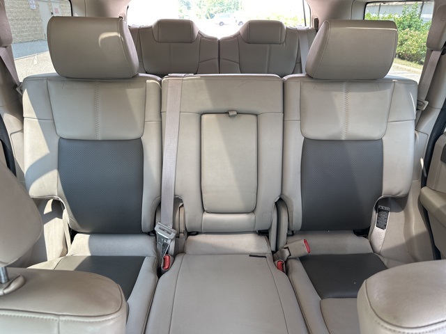used 2008 Jeep Commander car, priced at $4,998