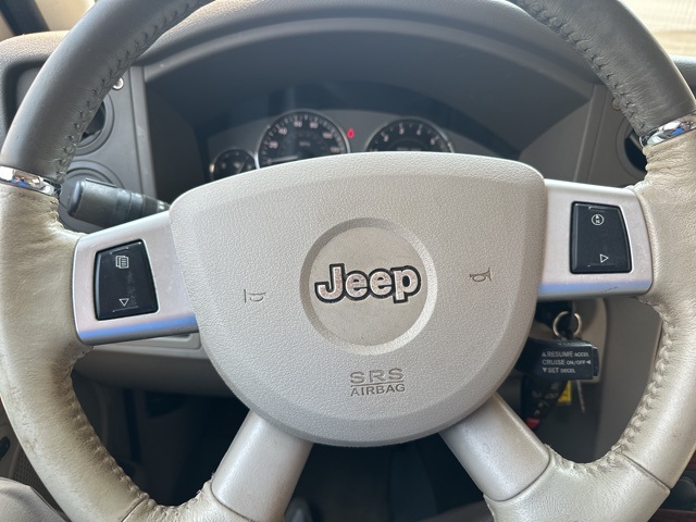 used 2008 Jeep Commander car, priced at $4,998