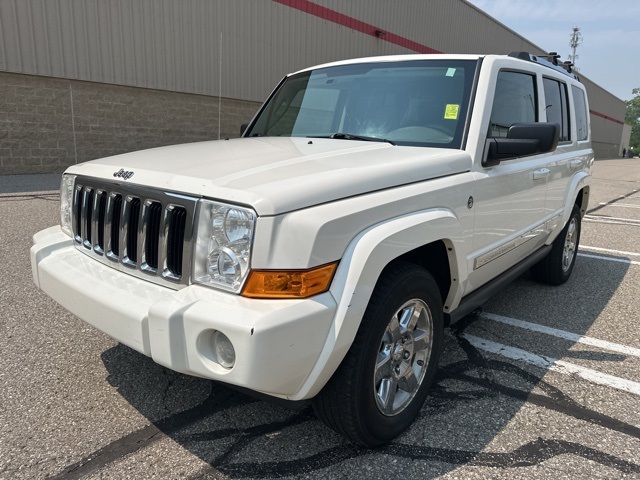 used 2008 Jeep Commander car, priced at $4,998