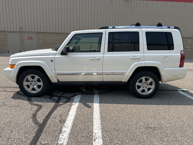 used 2008 Jeep Commander car, priced at $4,998