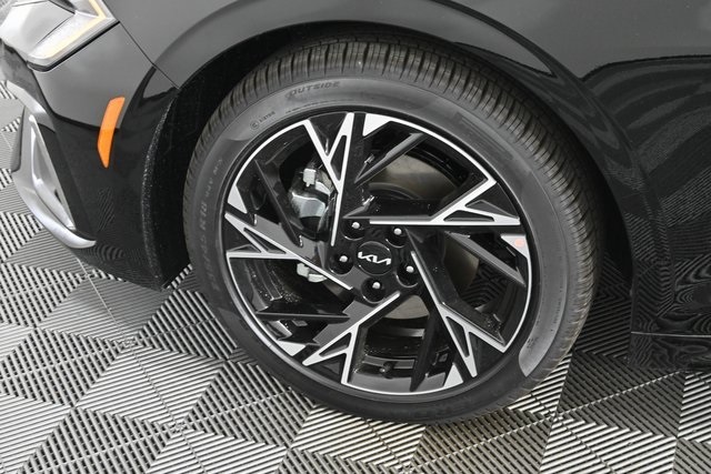 new 2025 Kia K5 car, priced at $29,320