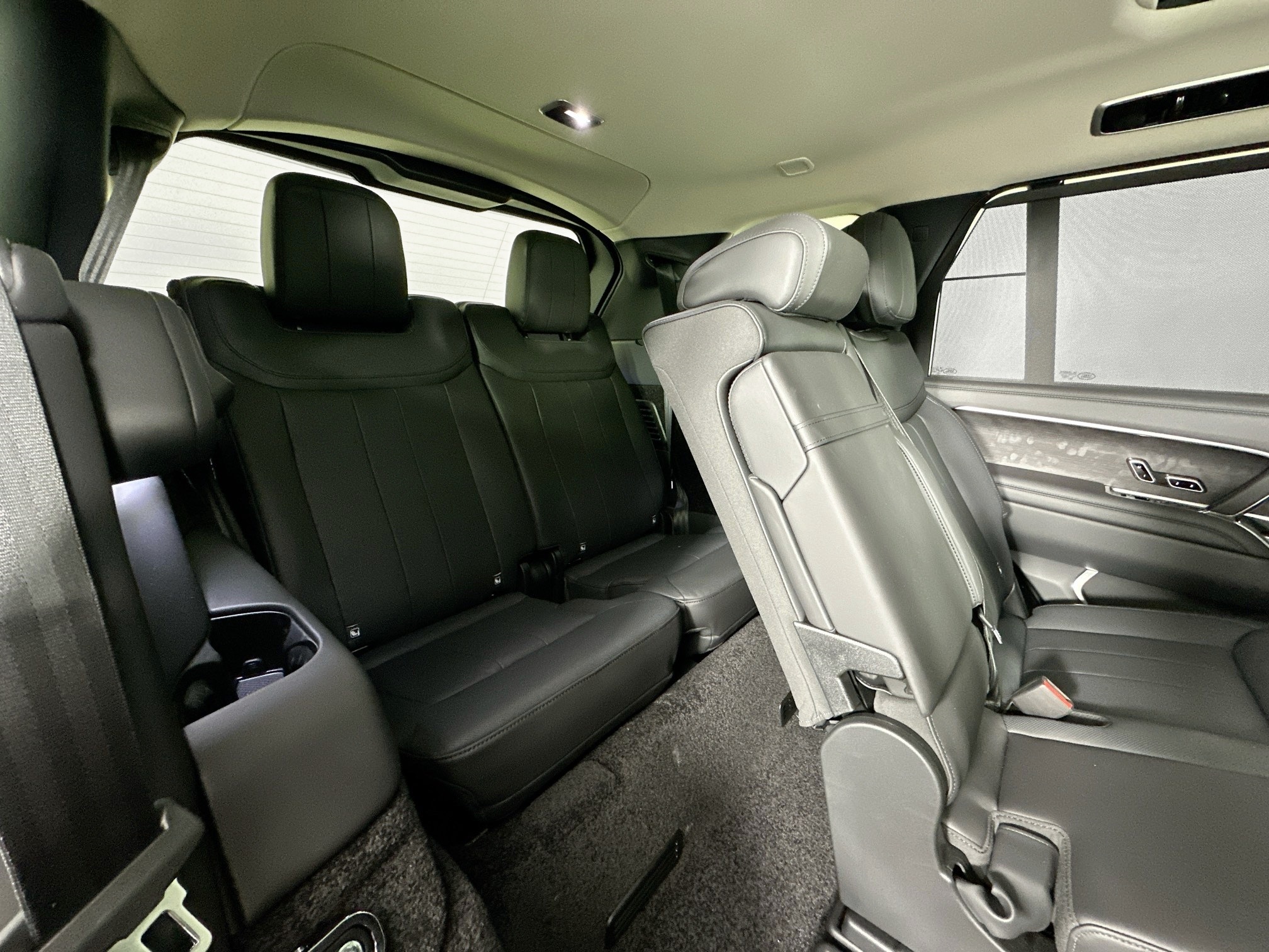 new 2025 Land Rover Range Rover car, priced at $126,130