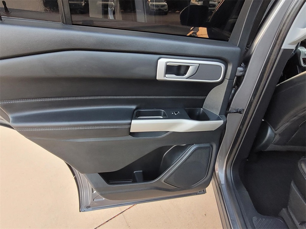 used 2021 Ford Explorer car, priced at $20,961
