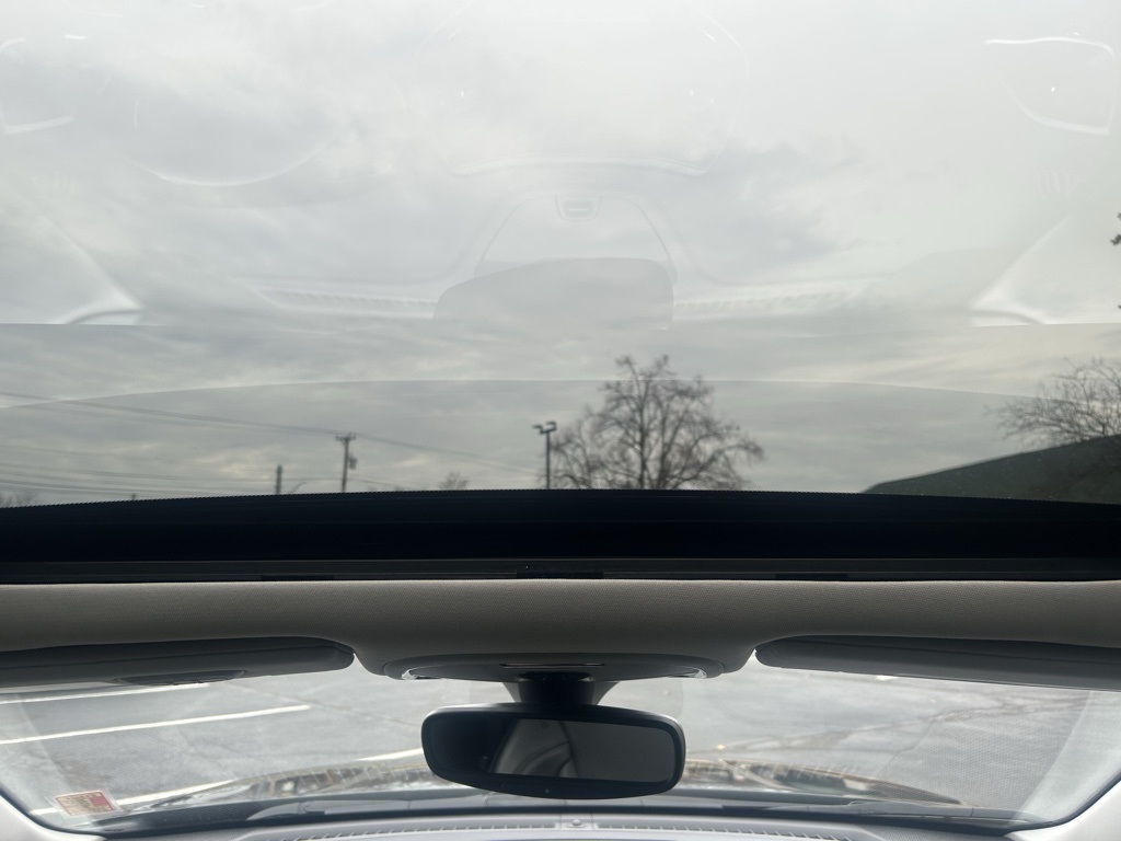 used 2022 Jeep Cherokee car, priced at $26,689