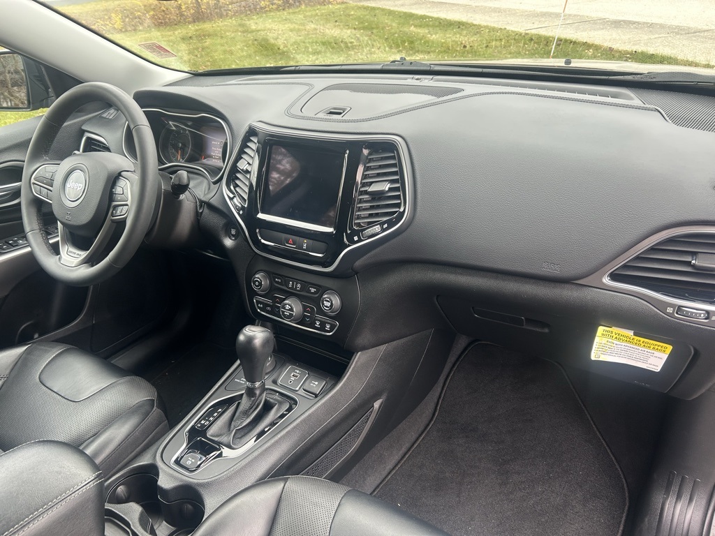 used 2022 Jeep Cherokee car, priced at $26,689