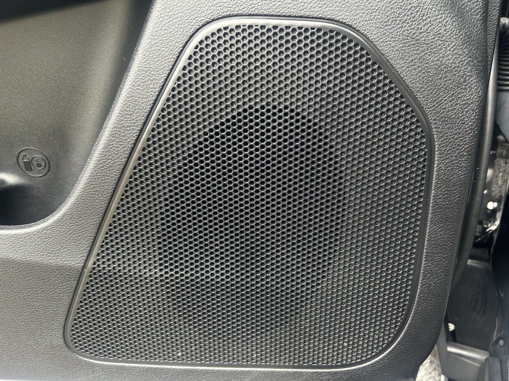 used 2022 Jeep Cherokee car, priced at $26,689