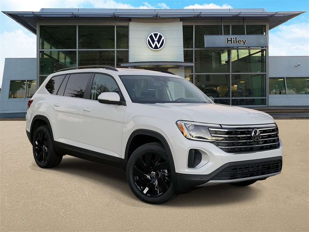 new 2026 Volkswagen Atlas car, priced at $43,622