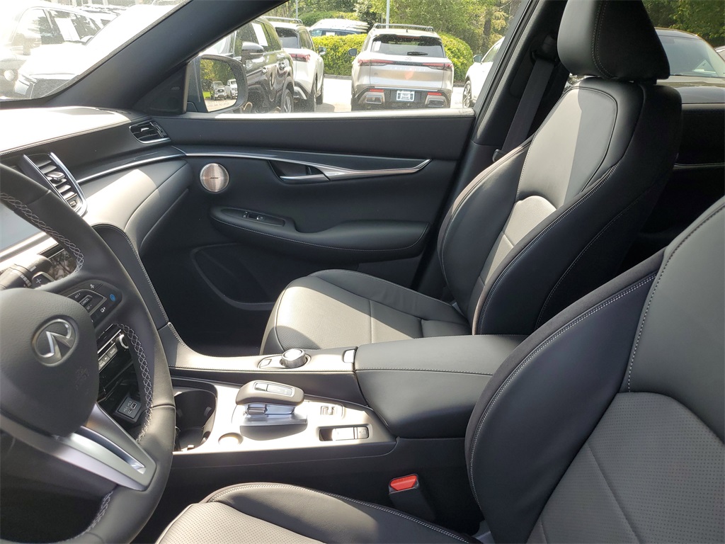 new 2025 INFINITI QX50 car, priced at $47,270