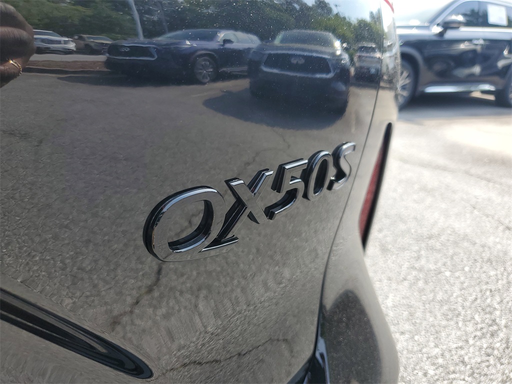 new 2025 INFINITI QX50 car, priced at $47,270
