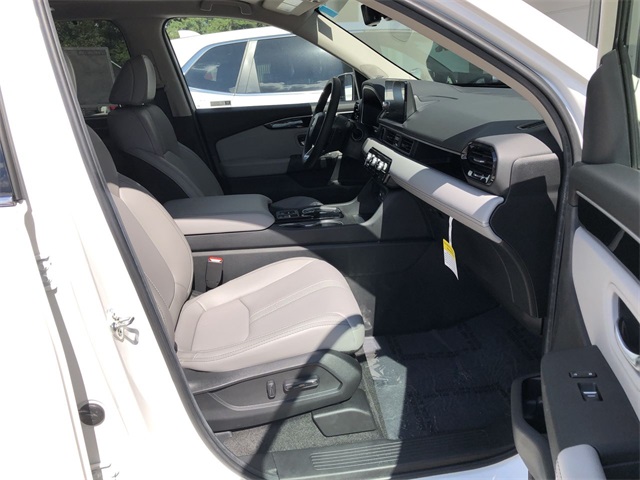 new 2025 Honda Pilot car, priced at $49,895