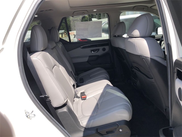 new 2025 Honda Pilot car, priced at $49,895