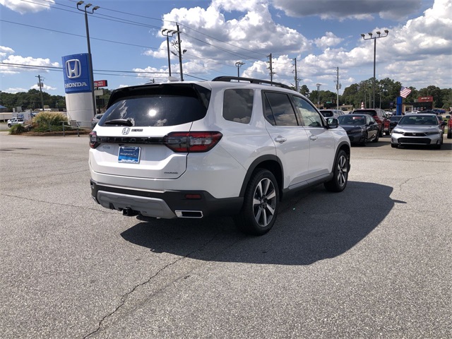 new 2025 Honda Pilot car, priced at $49,895