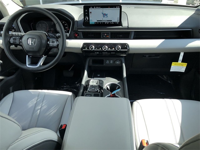 new 2025 Honda Pilot car, priced at $49,895