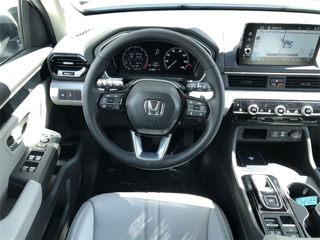 new 2025 Honda Pilot car, priced at $49,895
